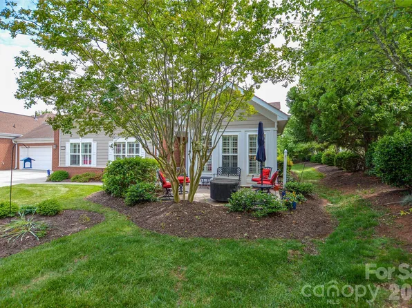 2249 N Castle Ct, Matthews, NC 28105