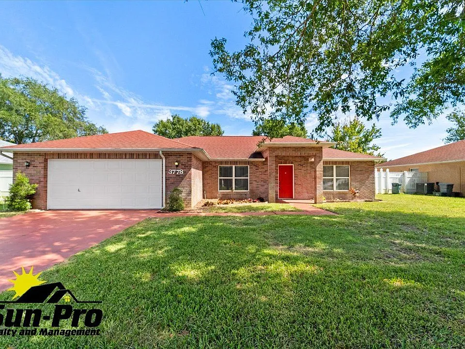 3778 Grove View Ln