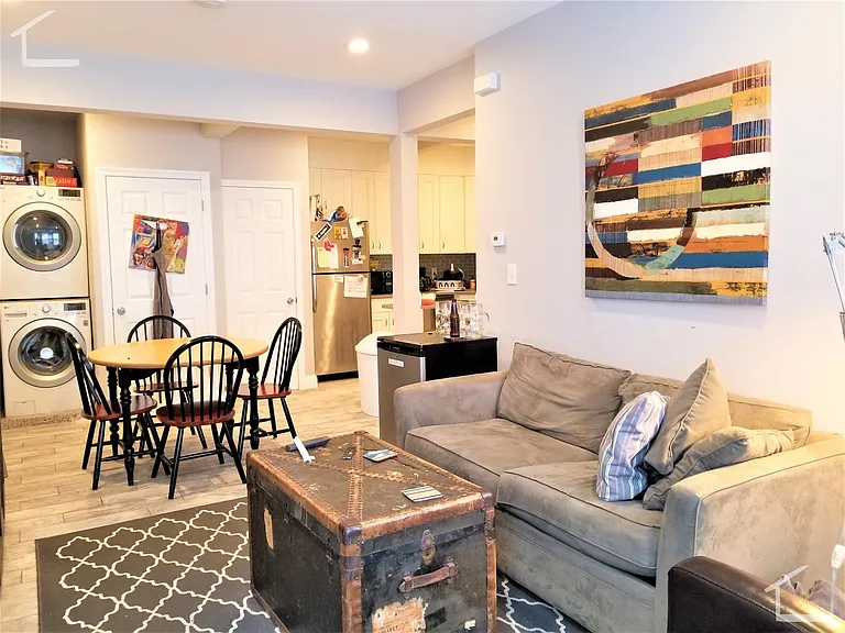 77 Linden St #1 — Photo 7