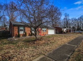 6903 Moorewick Way, Louisville, KY 40272