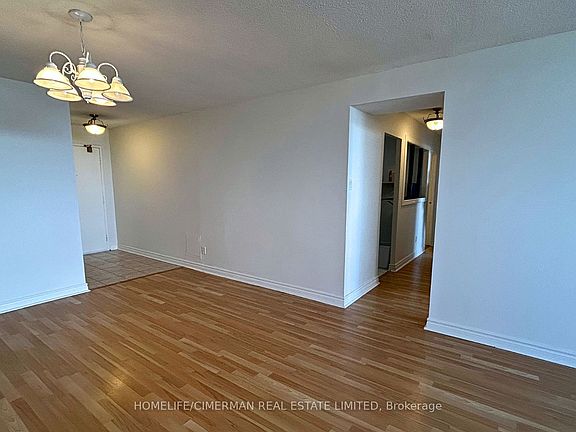 4th image of 10 Tangreen Ct #2603