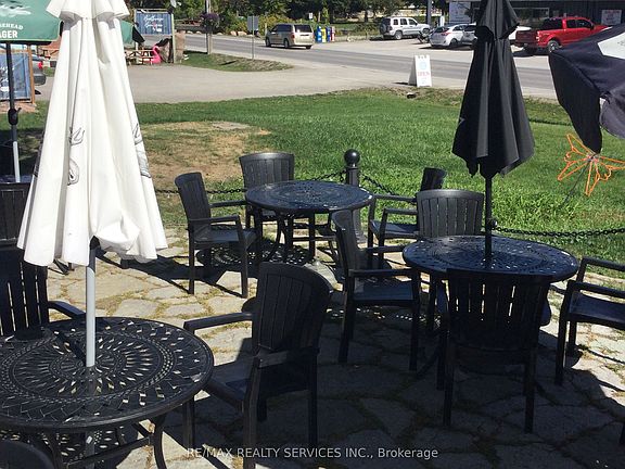 5th image of 1925 Lakehurst Rd