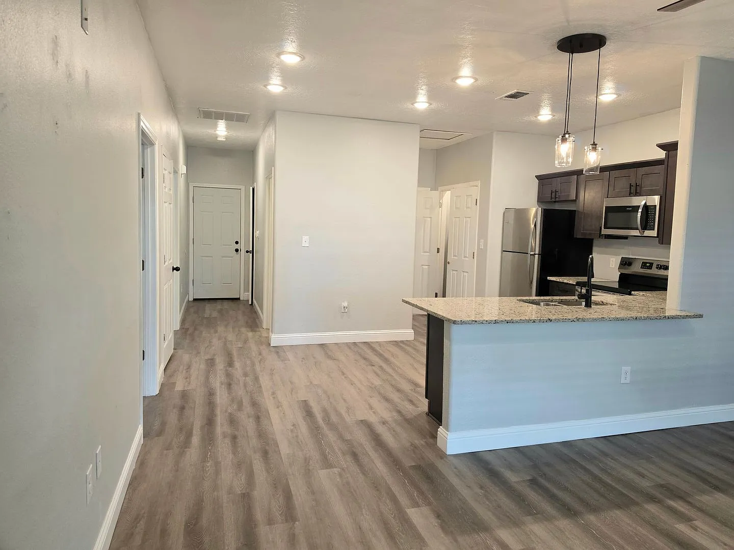 1801 S Ave O — Photo 4