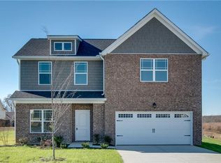 1007 Secretariat Ct LOT 211, Burns, TN 37029