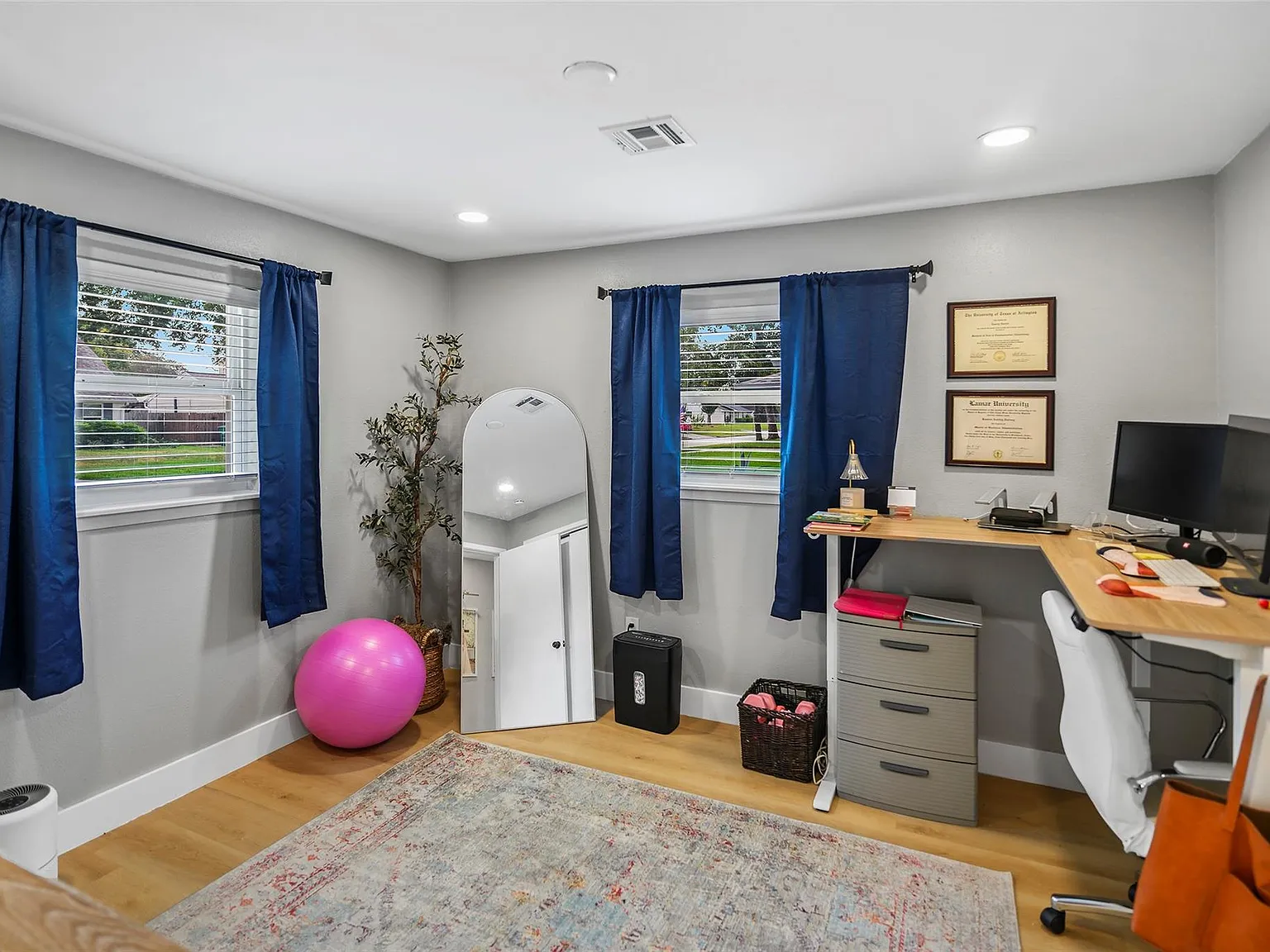 3 bed, 2.0 bath, 1550 sqft, $2,600 — Photo 4