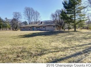 1903 Forestview Dr, Mahomet, IL