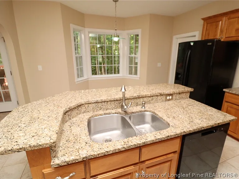 36 W Trafalgar Ct — Photo 11
