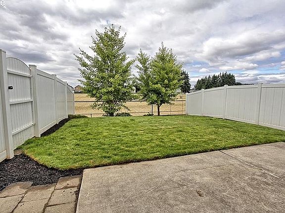5th image of 7431 NE 61st Way