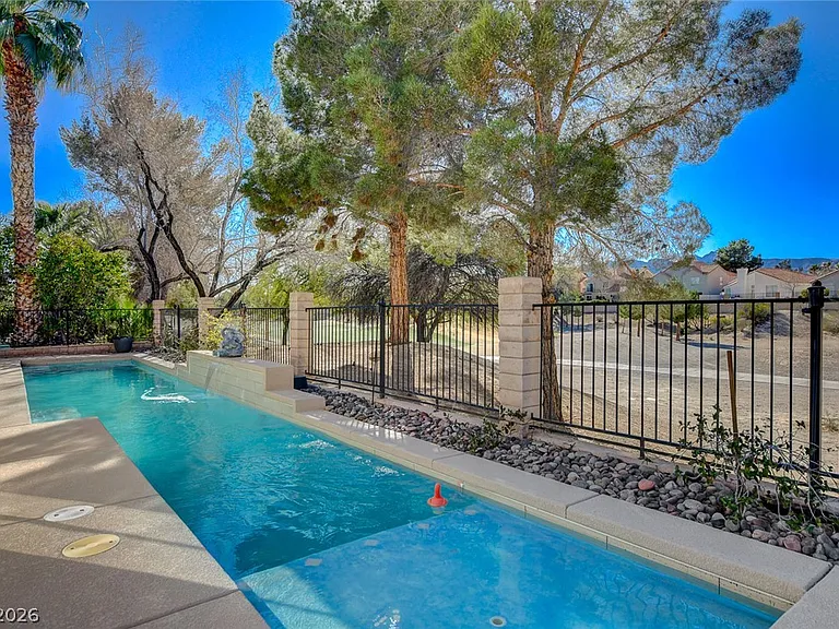 5429 Painted Sunrise Dr — Photo 59