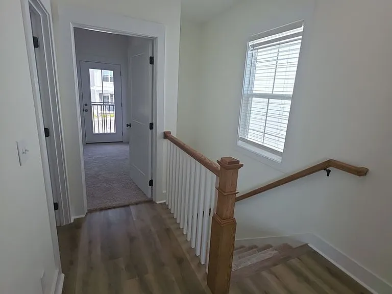 1334 Belfair St — Photo 8