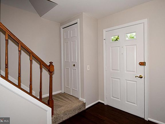 3rd image of 3289 Tayloe Ct