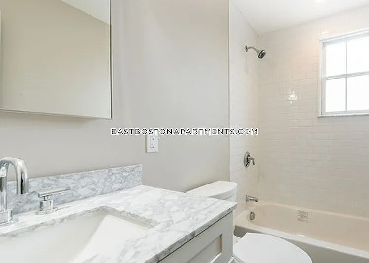 178 Brooks St #3 — Photo 5