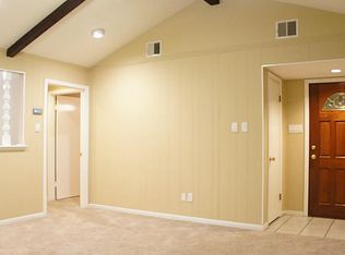 7510 Log View Dr, Houston, TX 77040