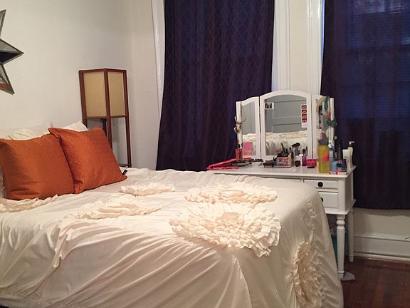 3rd image of 209 S Boulevard APT 1