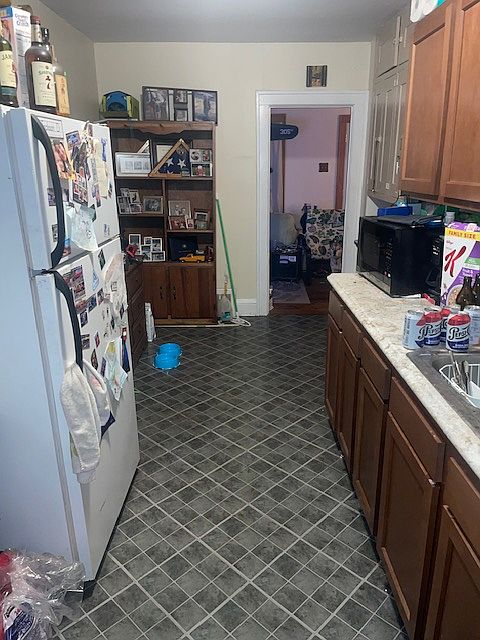2nd image of 5712 22nd Ave S