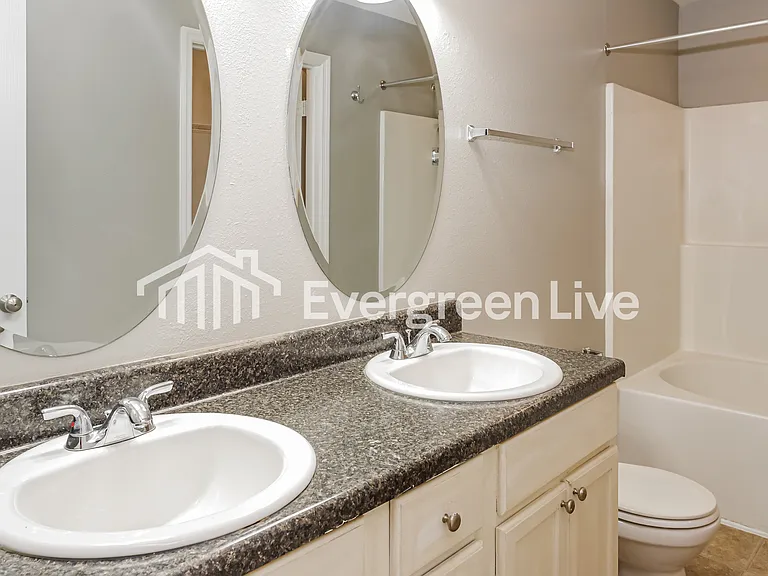 113 Elmhurst Dr — Photo 11