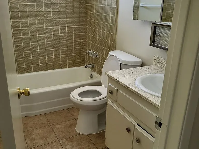 3627 Santa Ana St — Photo 17