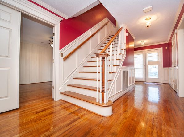 100 Heritage Hills Dr, Spartanburg, SC 29307