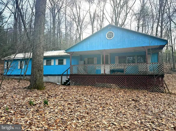 228 Pinebrook Dr, Newport, PA 17074