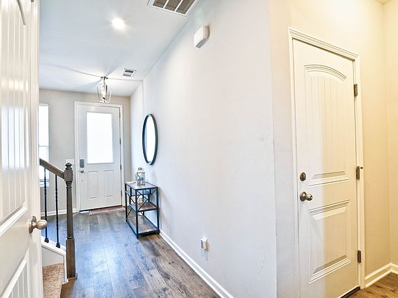 4th image of 3238 Brookberry Ln