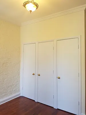 Rented by Keller Williams NYC | media 20