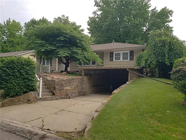 1st image of 4517 S Grand Ave