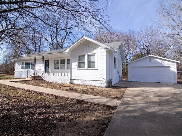 1781 N Old Wire Rd, Fayetteville, AR 72703