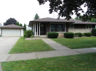 291 19th St, Fond Du Lac, WI 54935