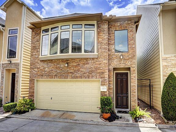 Pristine, freestanding home in the heart of Rice Military minutes from the Washington Avenue Corrido