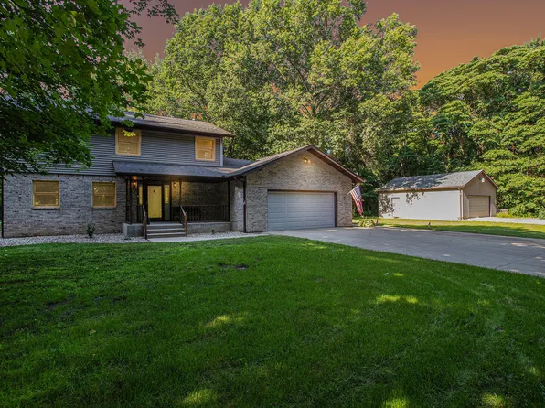 218 Woodsview St, Michigan City, IN 46360