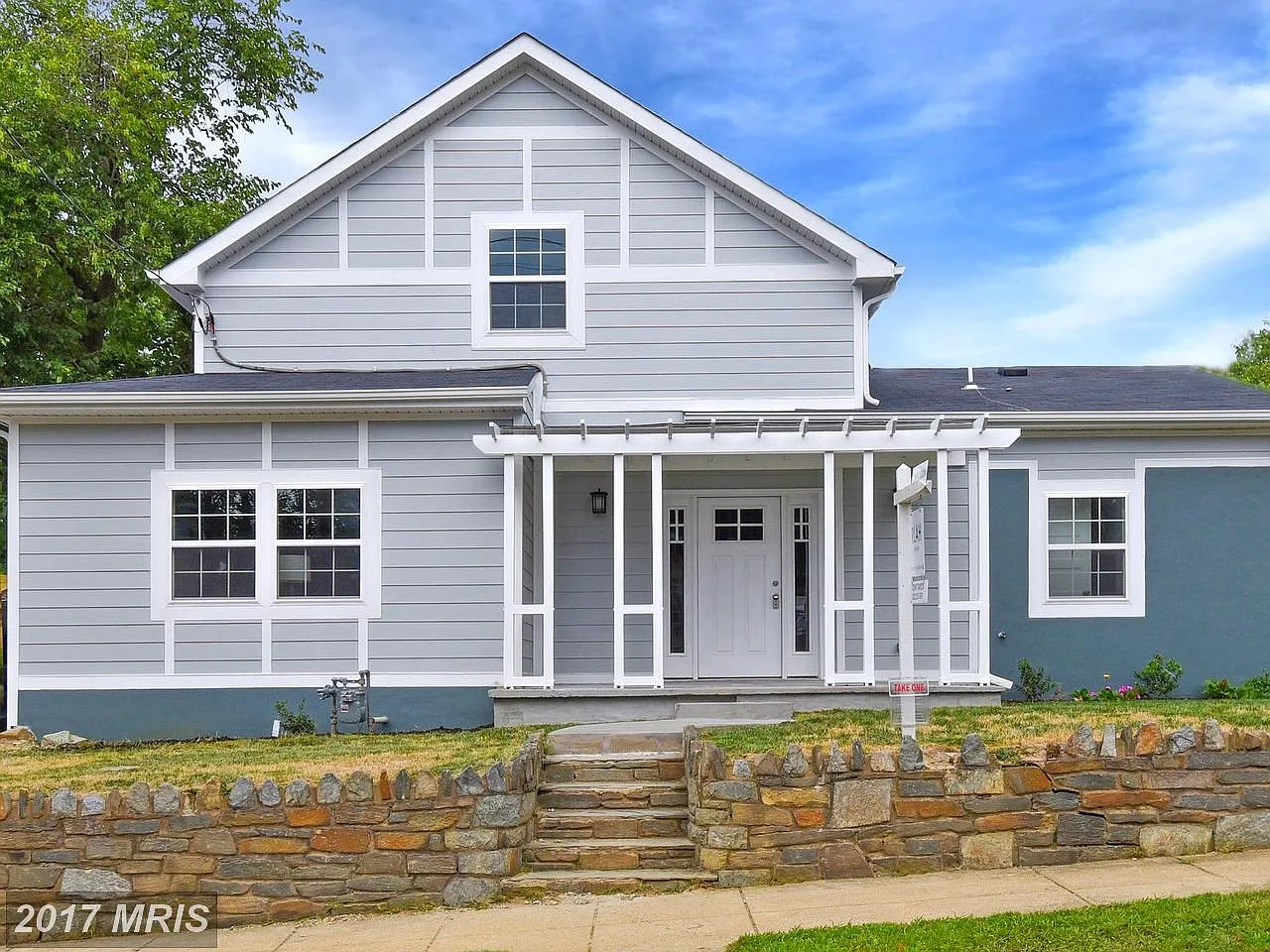 2228 R St SE photo 1