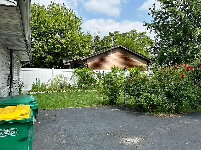 129 E Dennis Rd — Photo 6