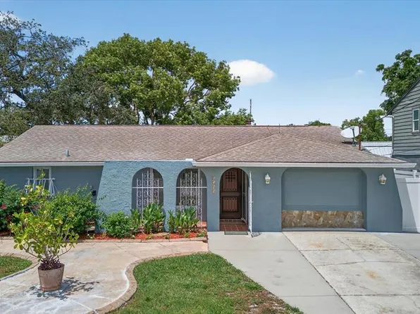 8611 Jolly Roger Dr, Hudson, FL 34667