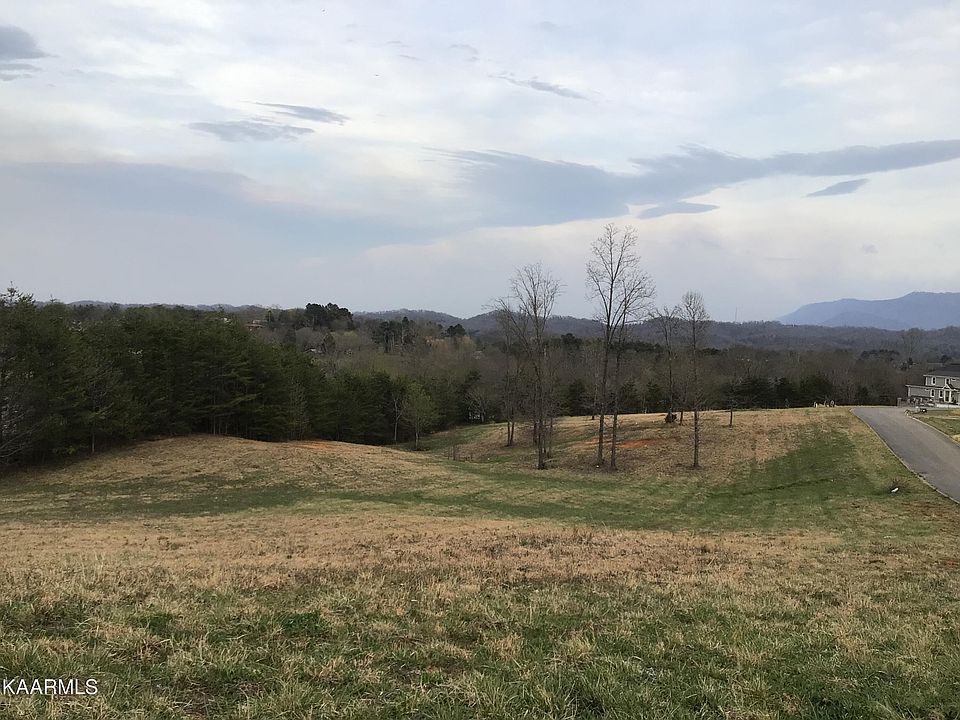 1st image of Charleston Park Dr