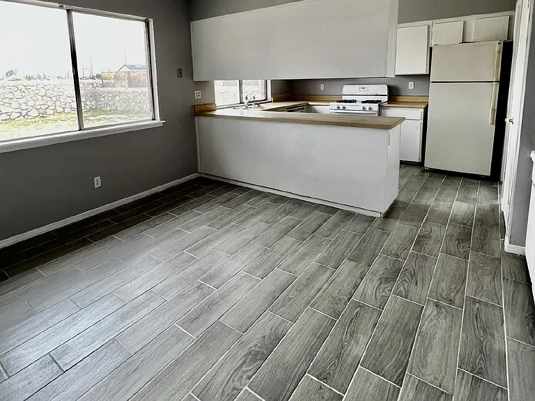 1618 Dale Douglas Dr — Photo 8