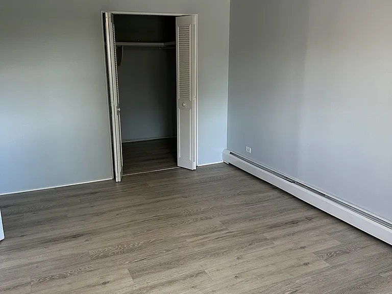 113 E 15th St #113A — Photo 10