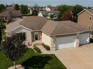 2356 Jasper Pl NE, Rochester, MN 55906