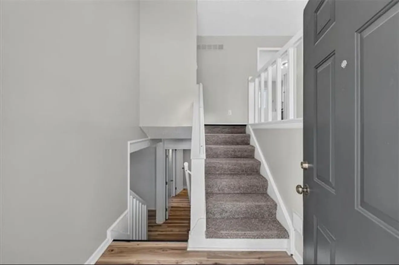 3 bed, 1600 sqft, $1,800 — Photo 4
