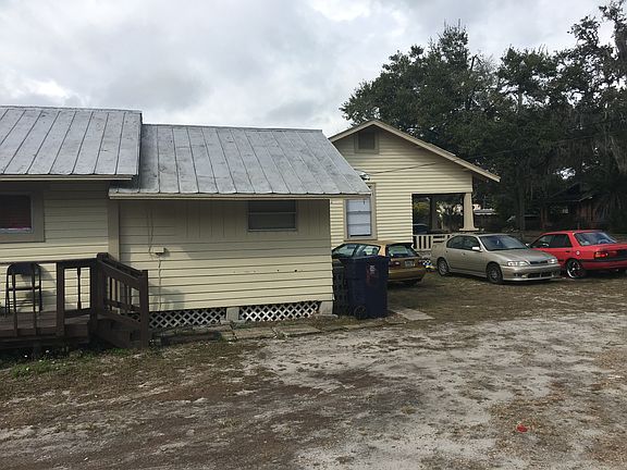 4th image of 911 E Emma St