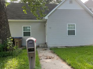 923 N 7th St, Atchison, KS 66002