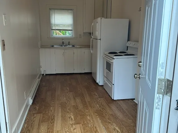(undisclosed Address), Kennebunk, ME 04043