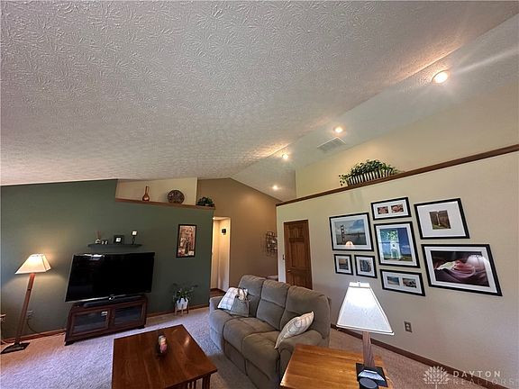 3rd image of 1222 Woodland Meadows Dr