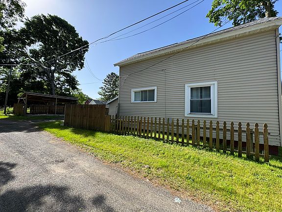 3rd image of 1590 Beidler St