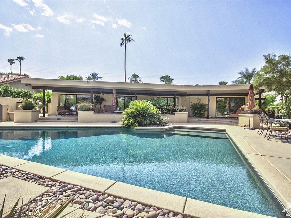 1st image of 42700 Baracoa Dr