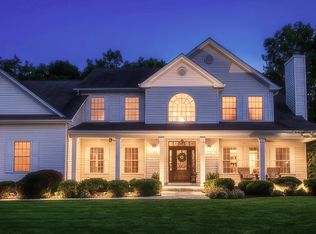 11 Topaz Drive, Jackson, NJ 08527