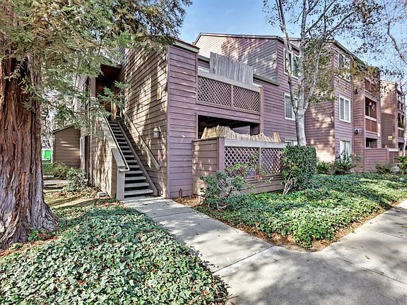 2nd image of 1125 Yarwood Ct