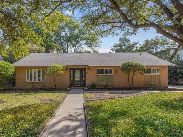 1929 Berkeley Pl, Fort Worth, TX 76110