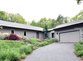 52 Tifft Rd, North Smithfield, RI 02896