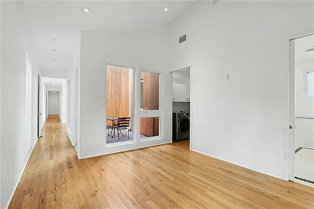7510 Zimpel St — Photo 10