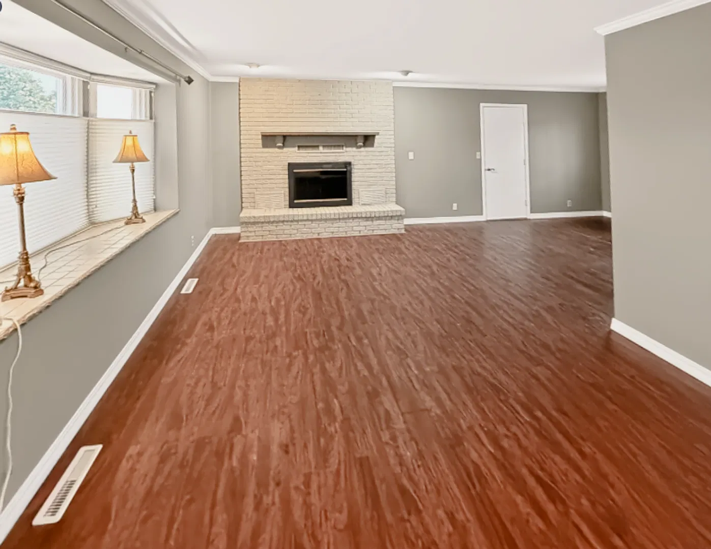 For Lease 1809 E. 30th St., Joplin ($1500) — Photo 3